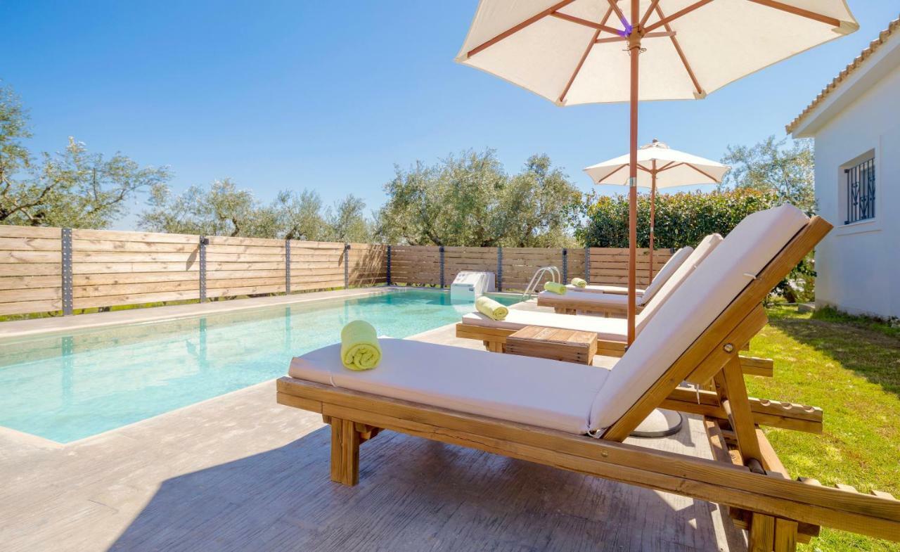 Villa Daphne Agios Dimitrios  ภายนอก รูปภาพ