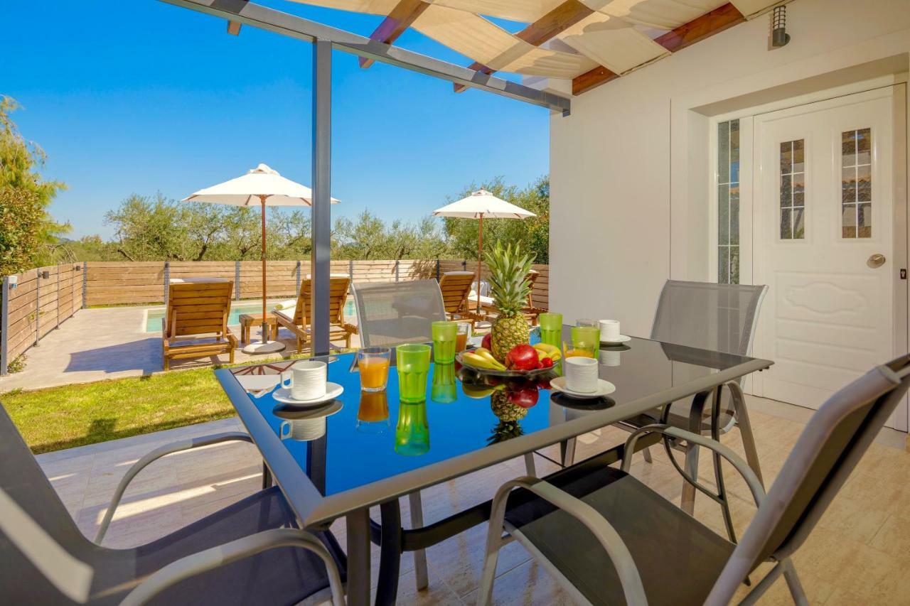 Villa Daphne Agios Dimitrios  ภายนอก รูปภาพ